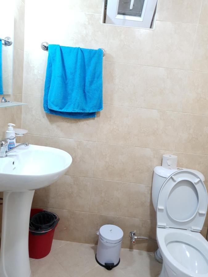 Milky Way Apartment Kutaisi Bagian luar foto